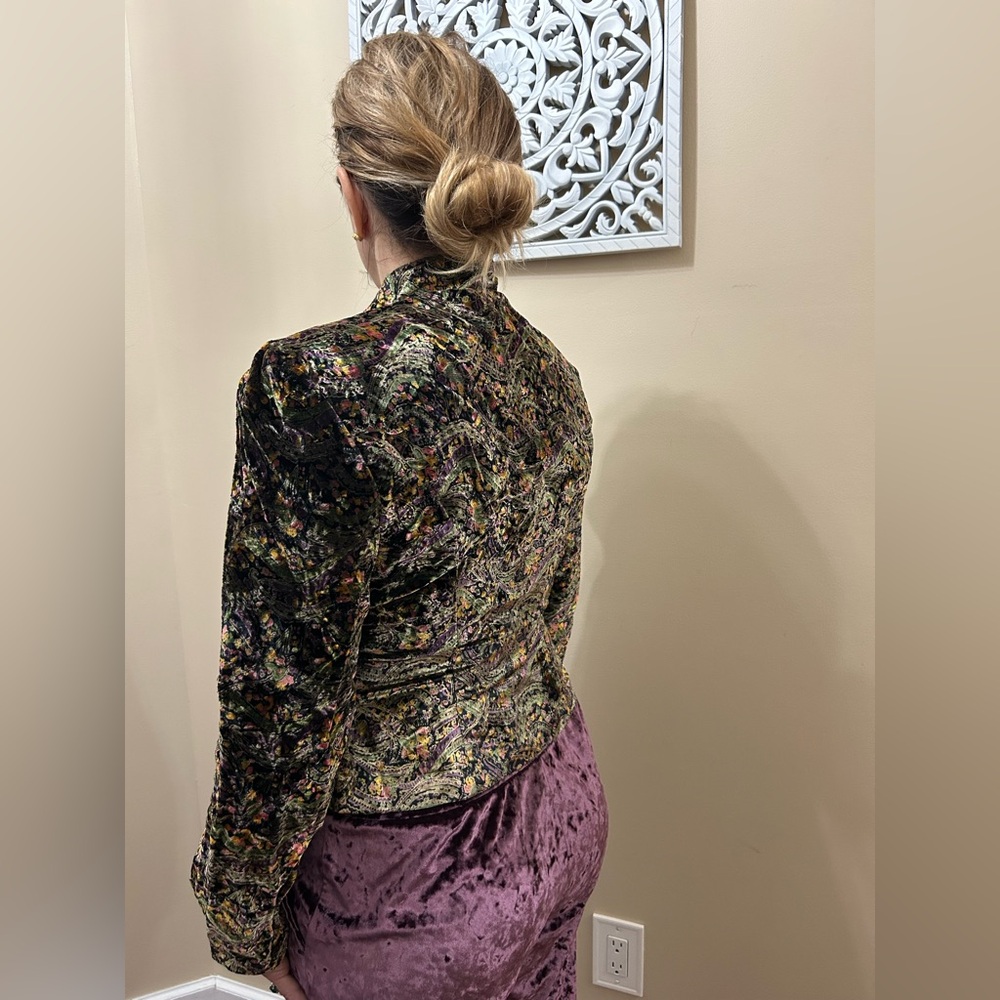 Rare T. Edwards 1980s Vintage Victorian/ Edwardian Velvet Printed Jacket